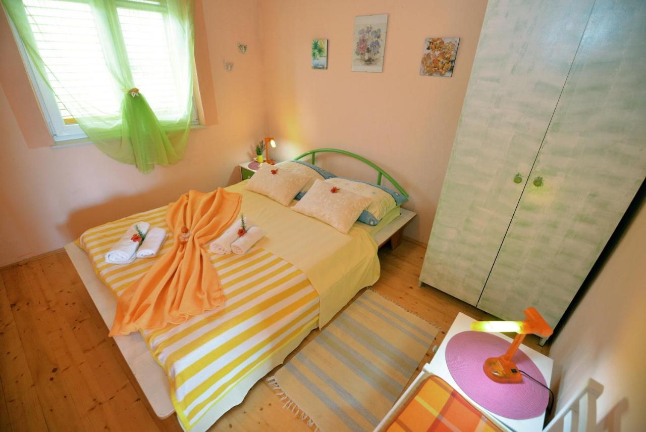 Apartments With A Parking Space Murter - 5097 ภายนอก รูปภาพ